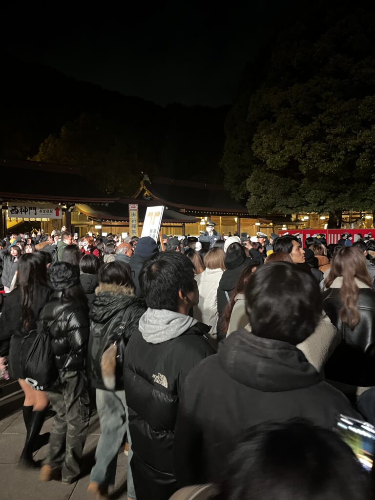 日本跨年分享|2023元旦>2024正月【明治神宮】ー到底最後排了多久才能進去?! - 原宿, 日本, 明治神宮, 神社