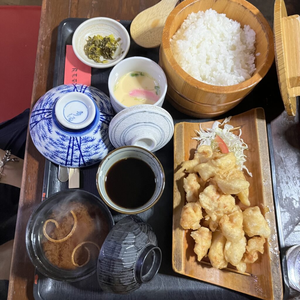 別府美食【民芸茶屋 味蔵】雞肉天婦羅定食2