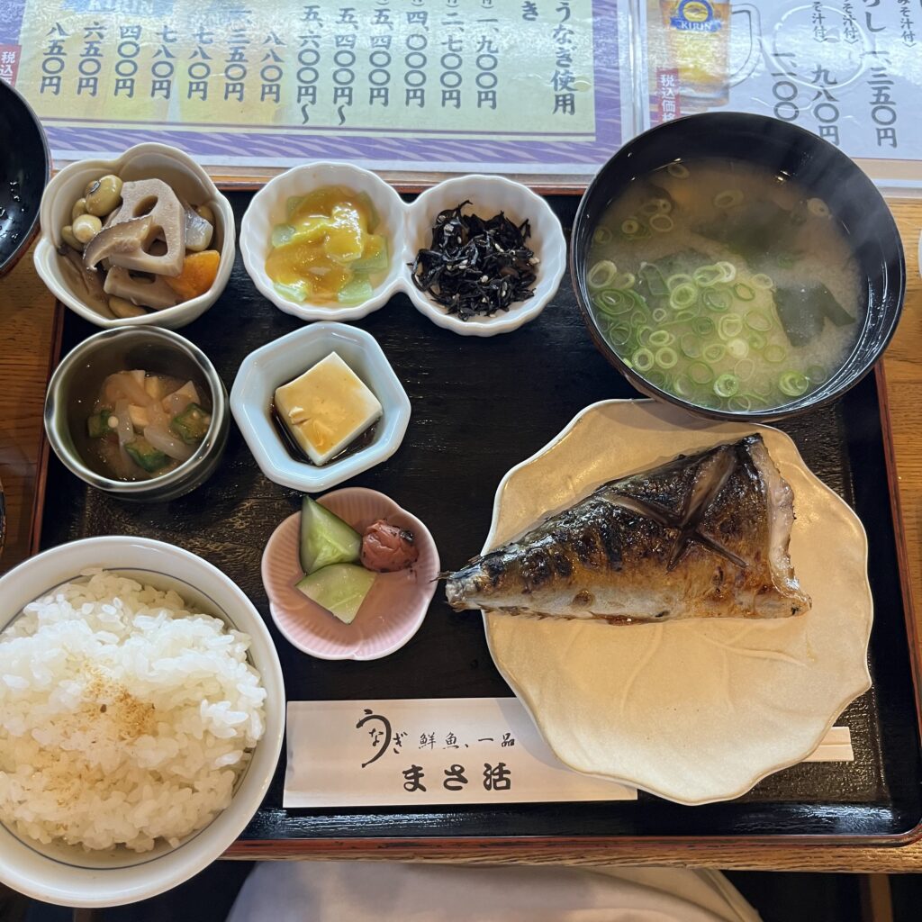 京都美食推薦｜平民隱世小店！ 平價鰻魚/鯖魚定食(位於北野天滿宮附近)— 【まさ活】 - 京都美食, 北野天滿宮, 和食, 日本美食, 魚料理, 鰻魚