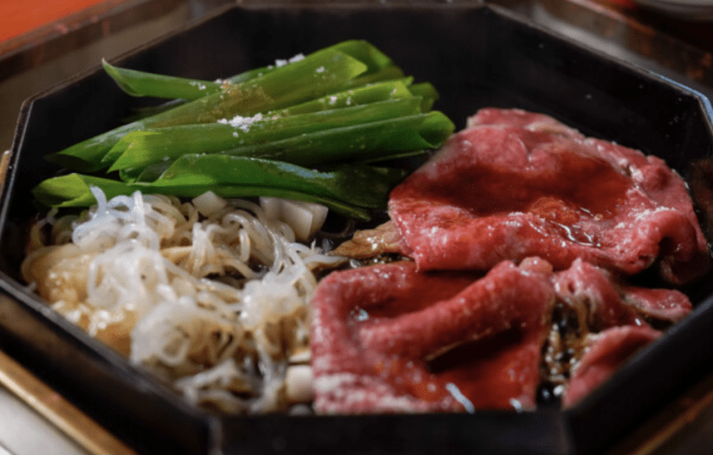 超人氣壽喜燒名店10選︱你可能不知道的日本壽喜燒的起源與飲食文化！【附大阪．京都．東京壽喜燒名店預約方法】 - 京都, 京都美食, 和食, 壽喜燒, 大阪, 大阪美食, 日本, 日本美食, 日本餐廳, 東京, 東京美食