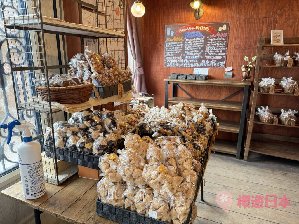 北海道函館甜品推薦︱好吃到想藏私不分享的甜點店！除了招牌巧克力外，還有不同口味的超美味可麗餅！！【Angelique Voyage アンジェリック ヴォヤージュ】 - 函館, 函館美食, 北海道, 北海道美食, 日本, 日本美食