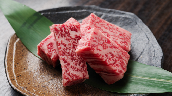 大阪人氣燒肉名店8選︱從奢華體驗到高CP值選擇，一文掌握懶人必看【大阪和牛燒肉推薦】 - 大阪, 大阪美食, 日本, 日本美食, 日本餐廳, 燒肉