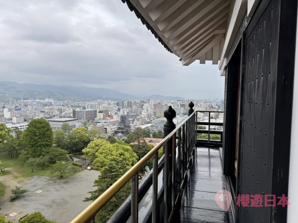 日本高知景點推薦｜必訪「現存天守」之一 ——高知城【門票資訊、交通方式】 - 四國自駕, 城, 日本自駕, 歷史建築, 自駕遊, 高知景點