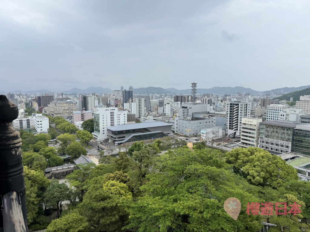 日本高知景點推薦｜必訪「現存天守」之一 ——高知城【門票資訊、交通方式】 - 四國自駕, 城, 日本自駕, 歷史建築, 自駕遊, 高知景點